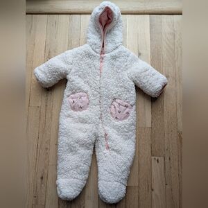 Jessica Simpson Sherpa Footed Baby Pram 3-6 months